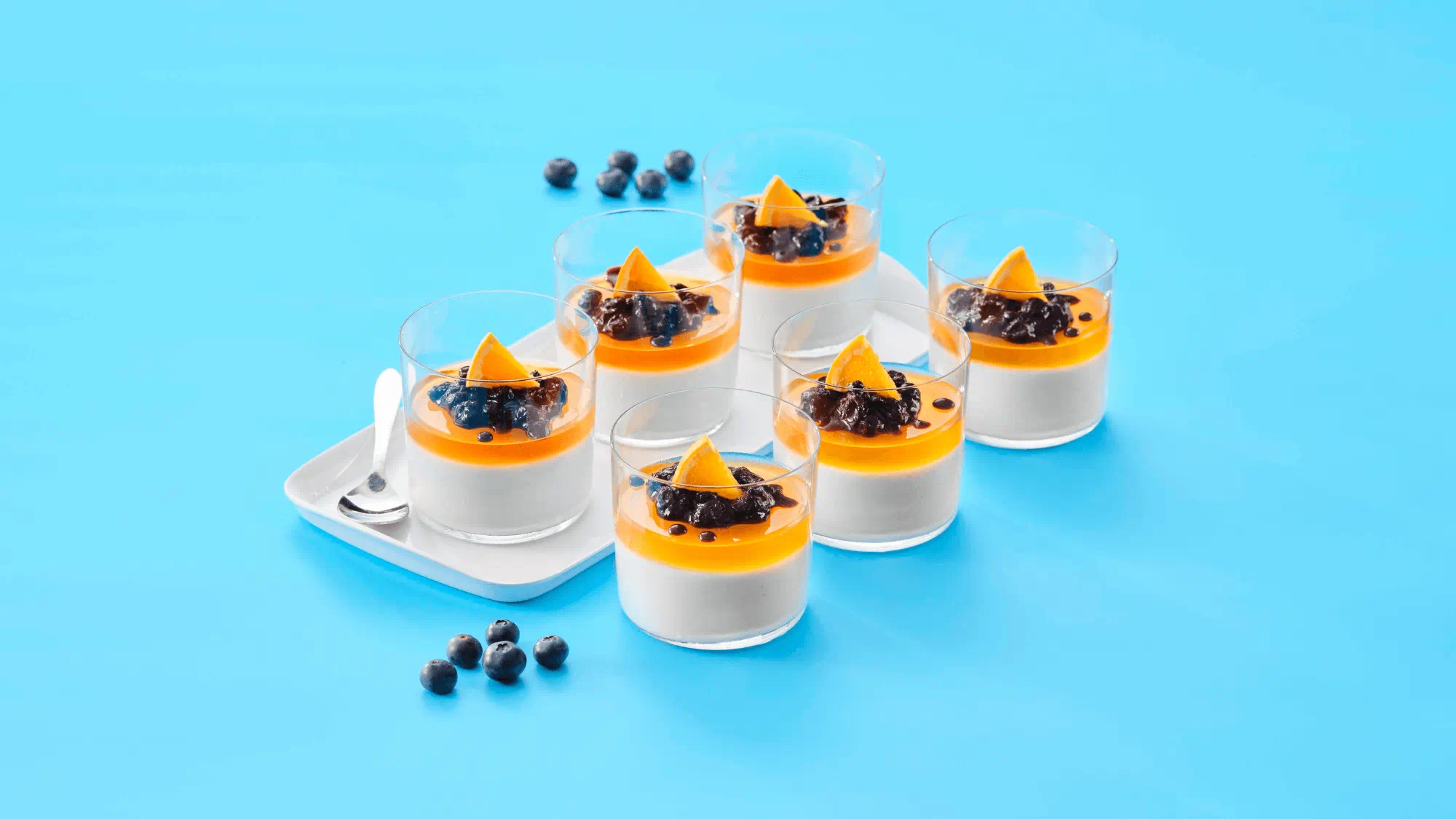 Panna-Cotta-with-blueberries_2000x1125