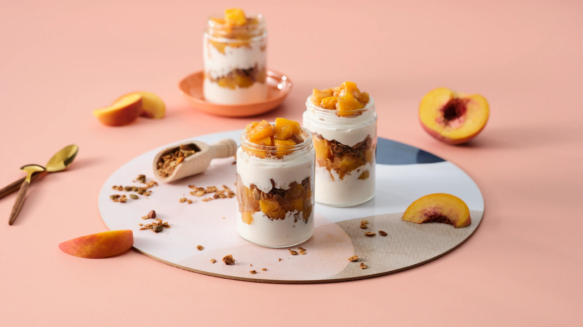 granola-cups