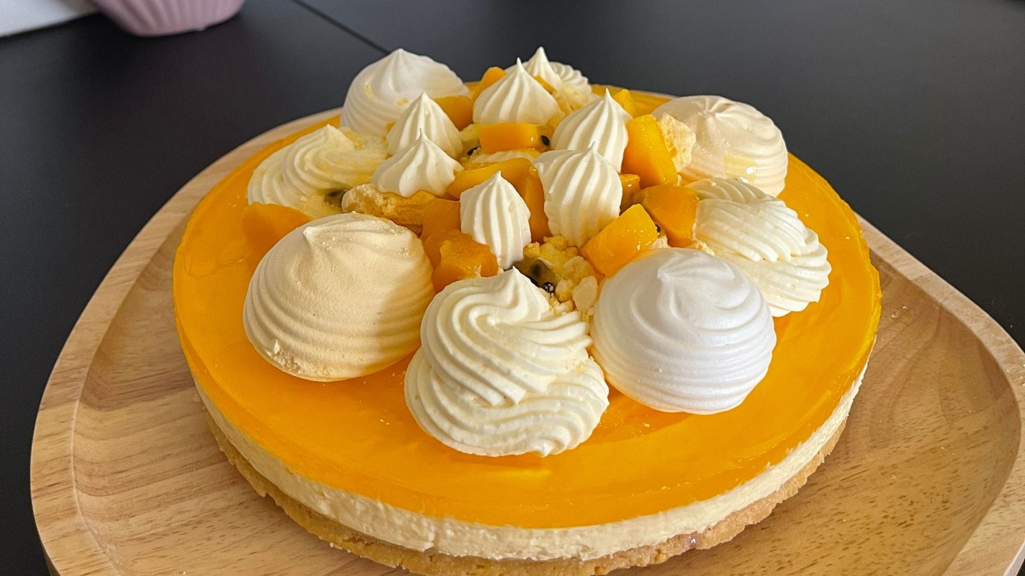 Mango-Jelly-Pavlova-Cheesecake-2000x1125
